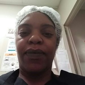 Meet your Posher, Leanna