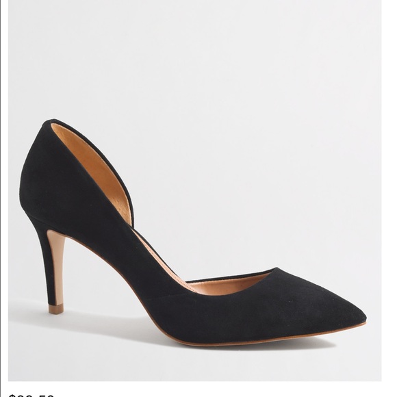 Black suede pump