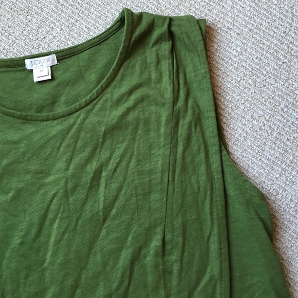 Green dress - Picture 3 of 3