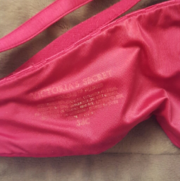 Victoria's Secret miracle bra - Picture 2 of 2