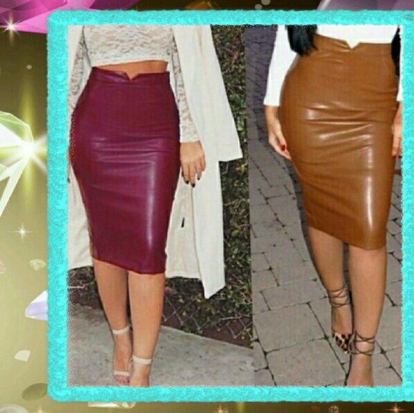 SALE! FAUX LEATHER SKIRT