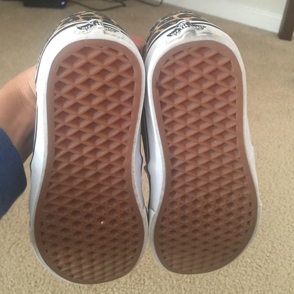 Vans - Picture 3 of 4