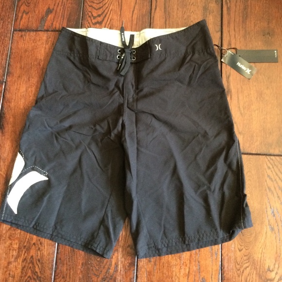 Womans Hurley board short set - Picture 2 of 4