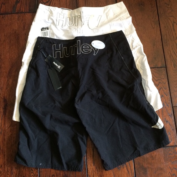 Womans Hurley board short set - Picture 4 of 4