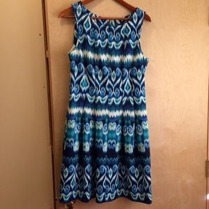 Gabby Skye dress size 10