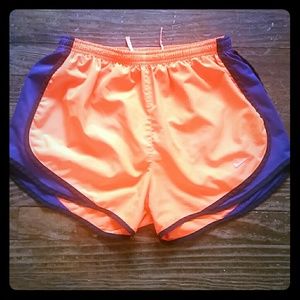 Nike Dri-Fit Womens Running Shorts (Size Medium)