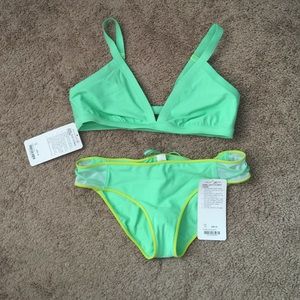 Lululemon Surf to Sand top & bottoms