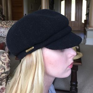Burberry hat