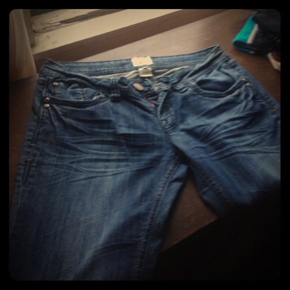 Jeans