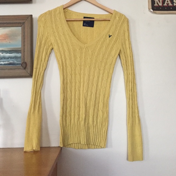 Sweater - Picture 1 of 1