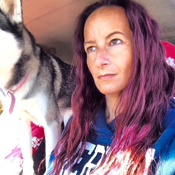 Welcome to my closet! - Picture 3 of 4