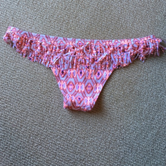 Cheeky bikini bottom - Picture 2 of 4