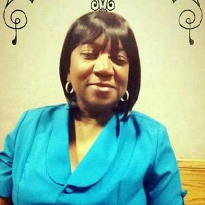 Meet your Posher, Frances