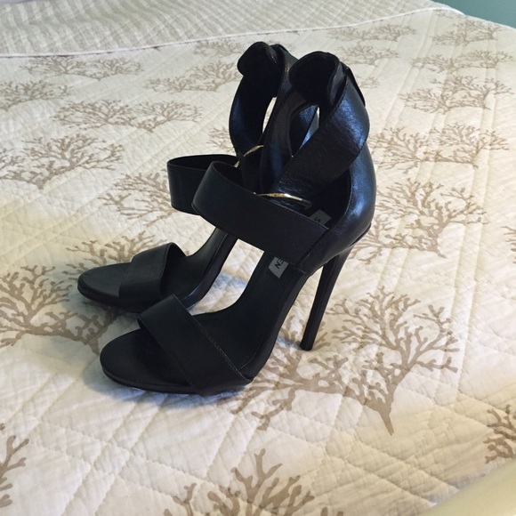 Steve Madden heels