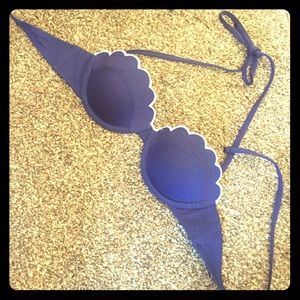 TOPSHOP Bikini Top Scalloped