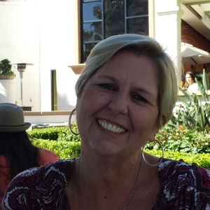 Meet your Posher, Becky