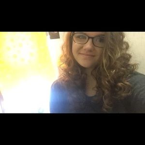 Meet your Posher, Mallory