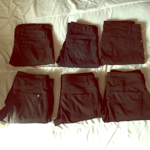 5 pairs of black jeggings/jeans