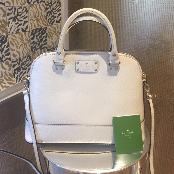 kate spade Handbags - Kate Spade Crossbody