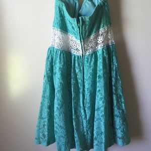 Finesse Dresses - Turquoise lace dress Finesse Dresses - Turquoise lace dress
