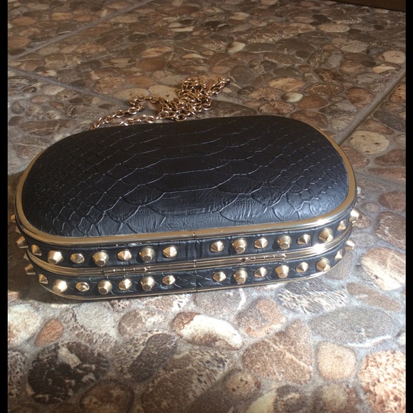 SOLD - Picture 3 of 4