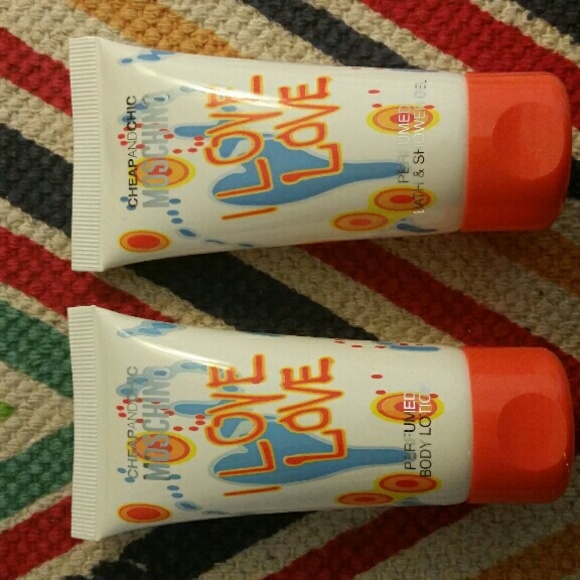 Moschino I Love Love body lotion & shower gel