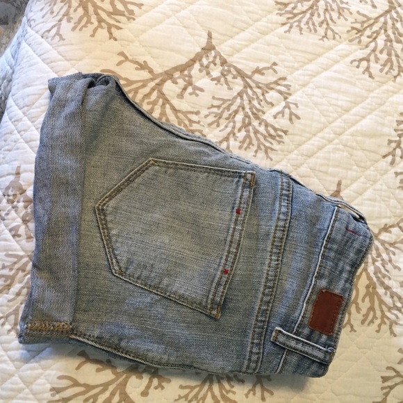 Shorts - Picture 3 of 3