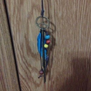 Peace sign fester necklace