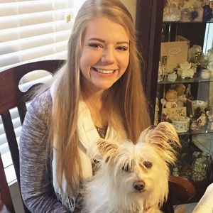 Meet your Posher, Kaitlin