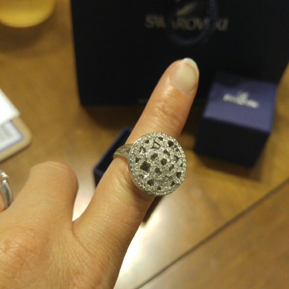 swarovski ring - Picture 2 of 2