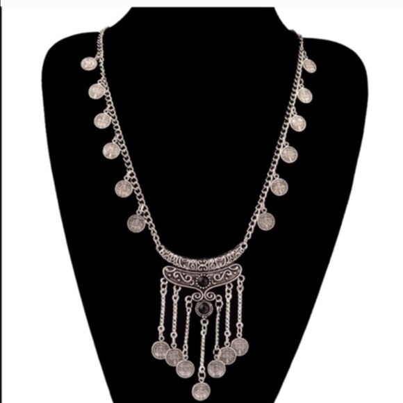 Trendy coin necklace(NWT) - Picture 4 of 6