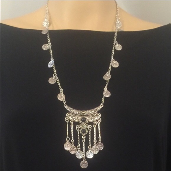 Trendy coin necklace(NWT) - Picture 5 of 6