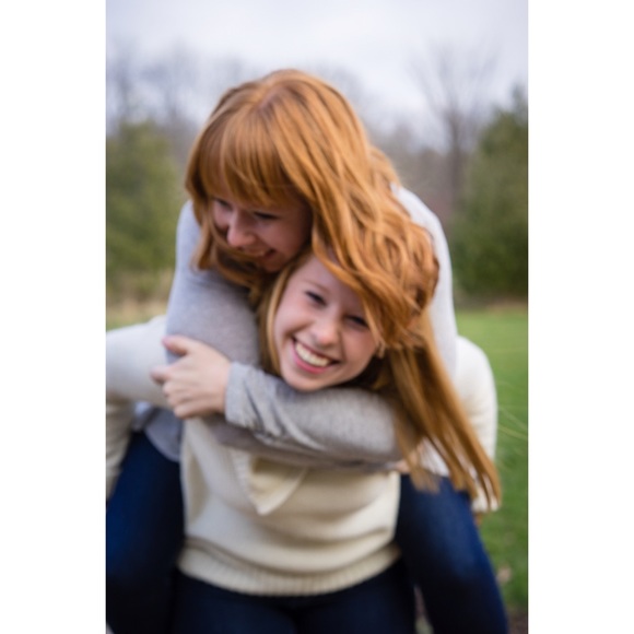 Meet your Posher, Megan - Picture 2 of 2