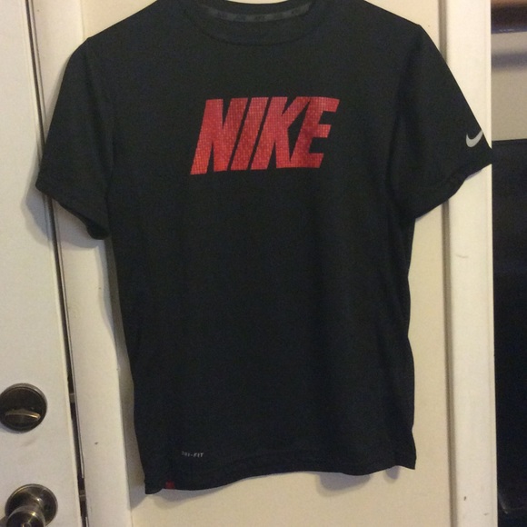 Nike Exercise Top