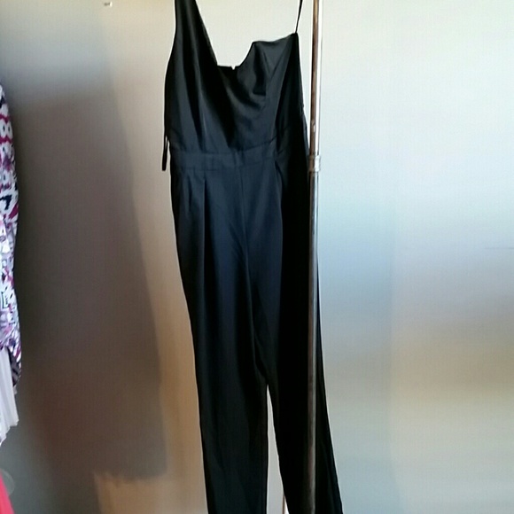 One shoulder jumpsuit