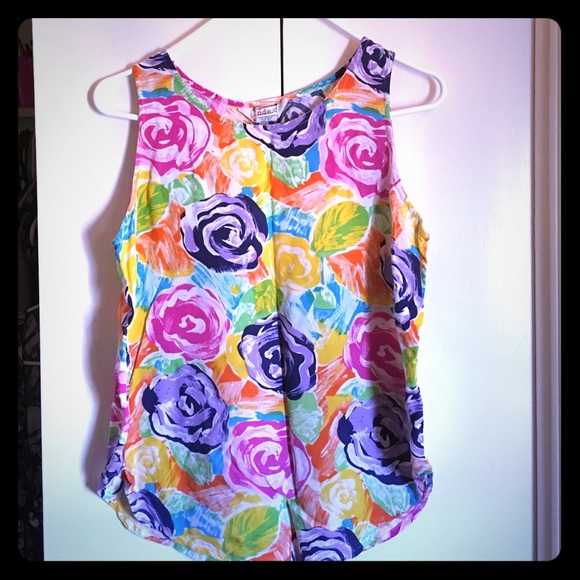 ❣3.99 shipping❣floral top