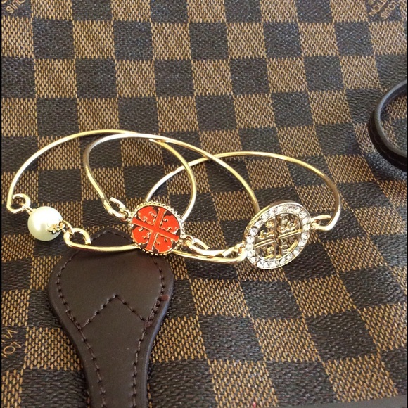 ❌Sold❌ Bangle Set - Picture 2 of 4