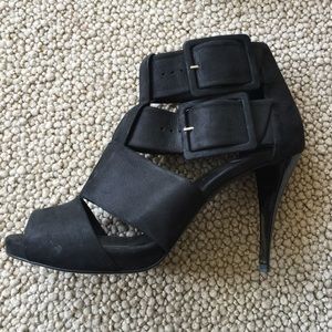 Black Pierre Hardy heels