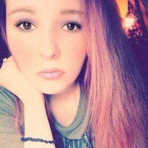 Meet your Posher, Marissa