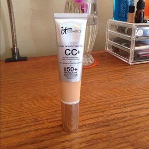 It cosmetics cc+ in medium