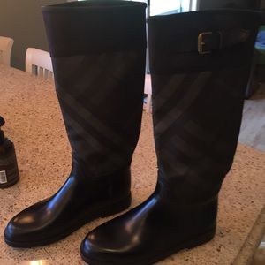 100% Authentic Burberry Rain Boots
