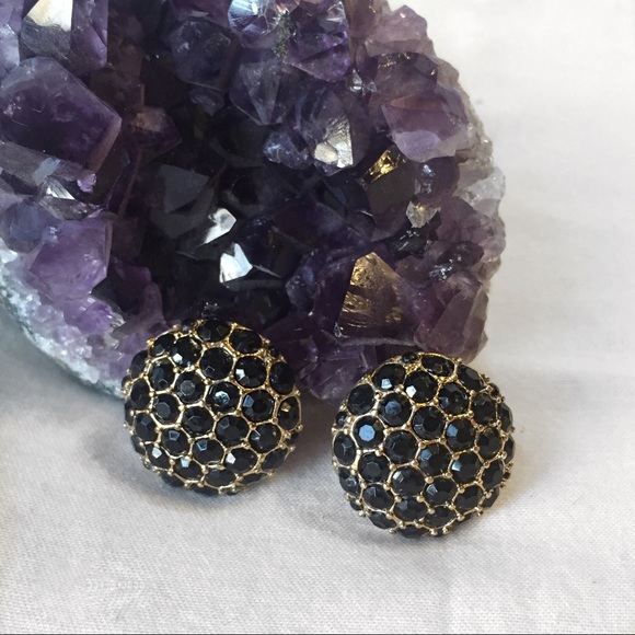 🚫SOLD🚫Gold Jeweled Earrings