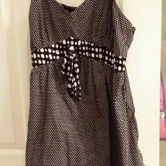 Top - Picture 2 of 3