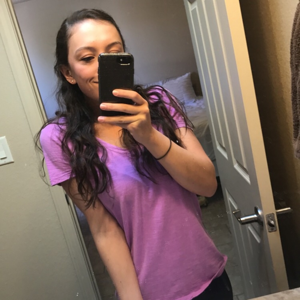 Meet your Posher, Danielle