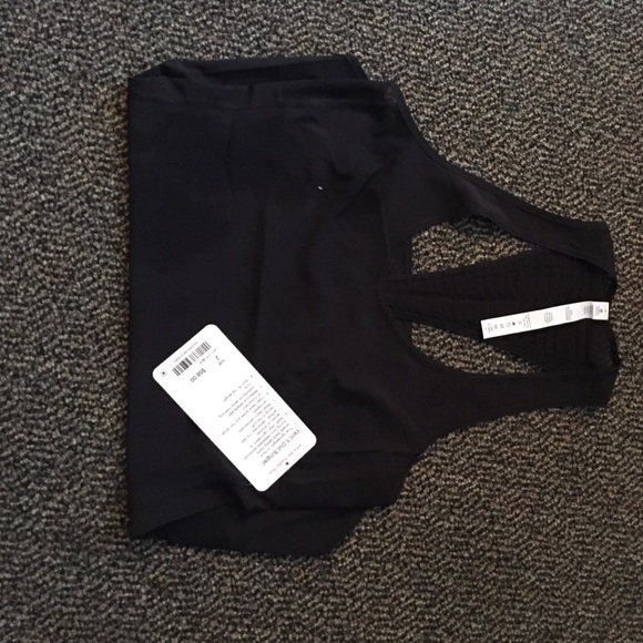 Lululemon "vent it out singlet"