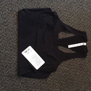 Lululemon "vent it out singlet"