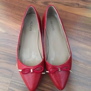 Alfani Red Flats
