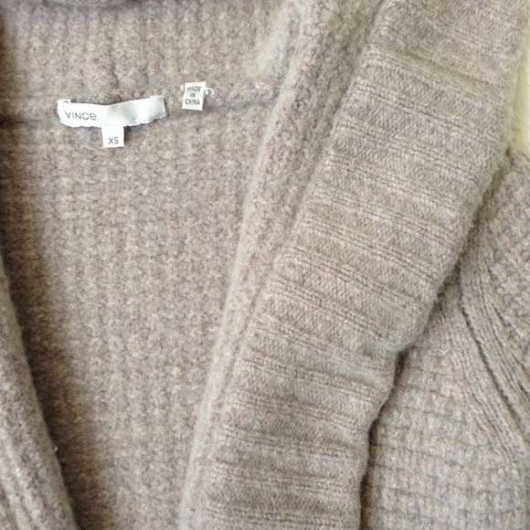 ❌SOLD❌ VINCE Waffle Knit Hooded Cardigan - Picture 2 of 4