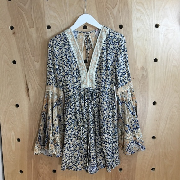 🎉host pick🎉Once upon a summertime romper - Picture 2 of 3