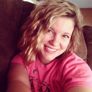 Meet your Posher, Kaila